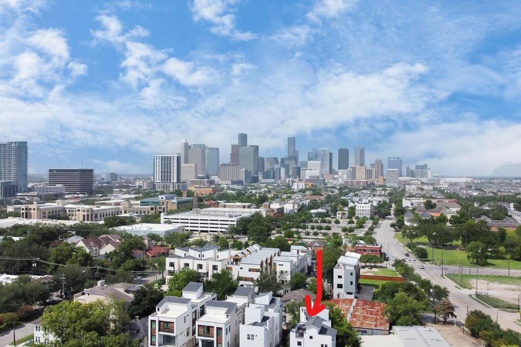 Casa Labella - Downtown Skyline Views - Sleeps 10 Villa Houston Exterior photo