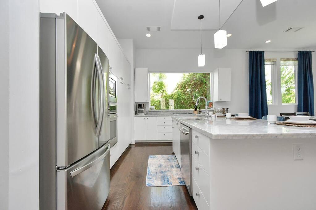 Casa Labella - Downtown Skyline Views - Sleeps 10 Villa Houston Exterior photo
