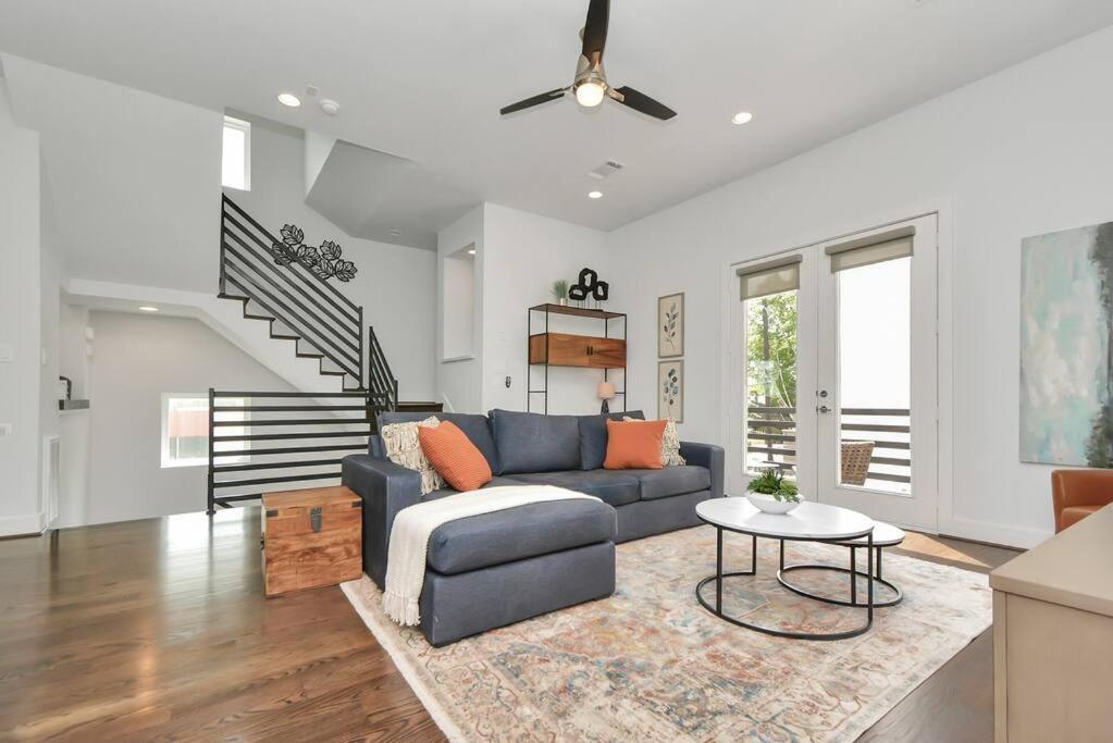 Casa Labella - Downtown Skyline Views - Sleeps 10 Villa Houston Exterior photo